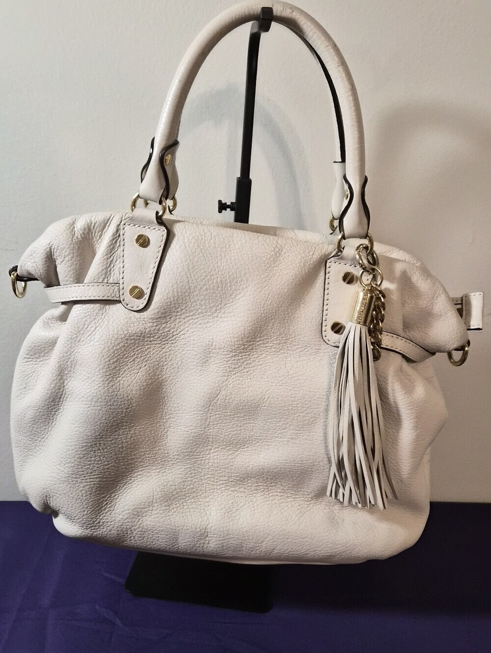 Michael Kors Bedford Large Gathered Leather Satchel – Cream White - Picture 2 of 15